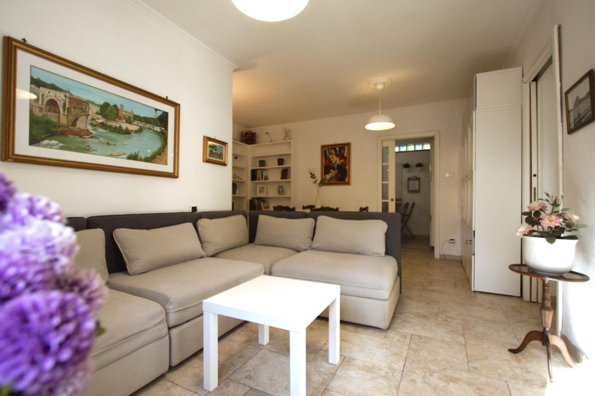 Appia Antica 2br With Swimming Pool Lägenhet *